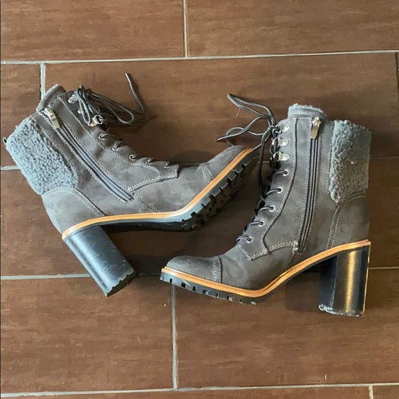Nine West Boots / Booties - Picture 1 of 3